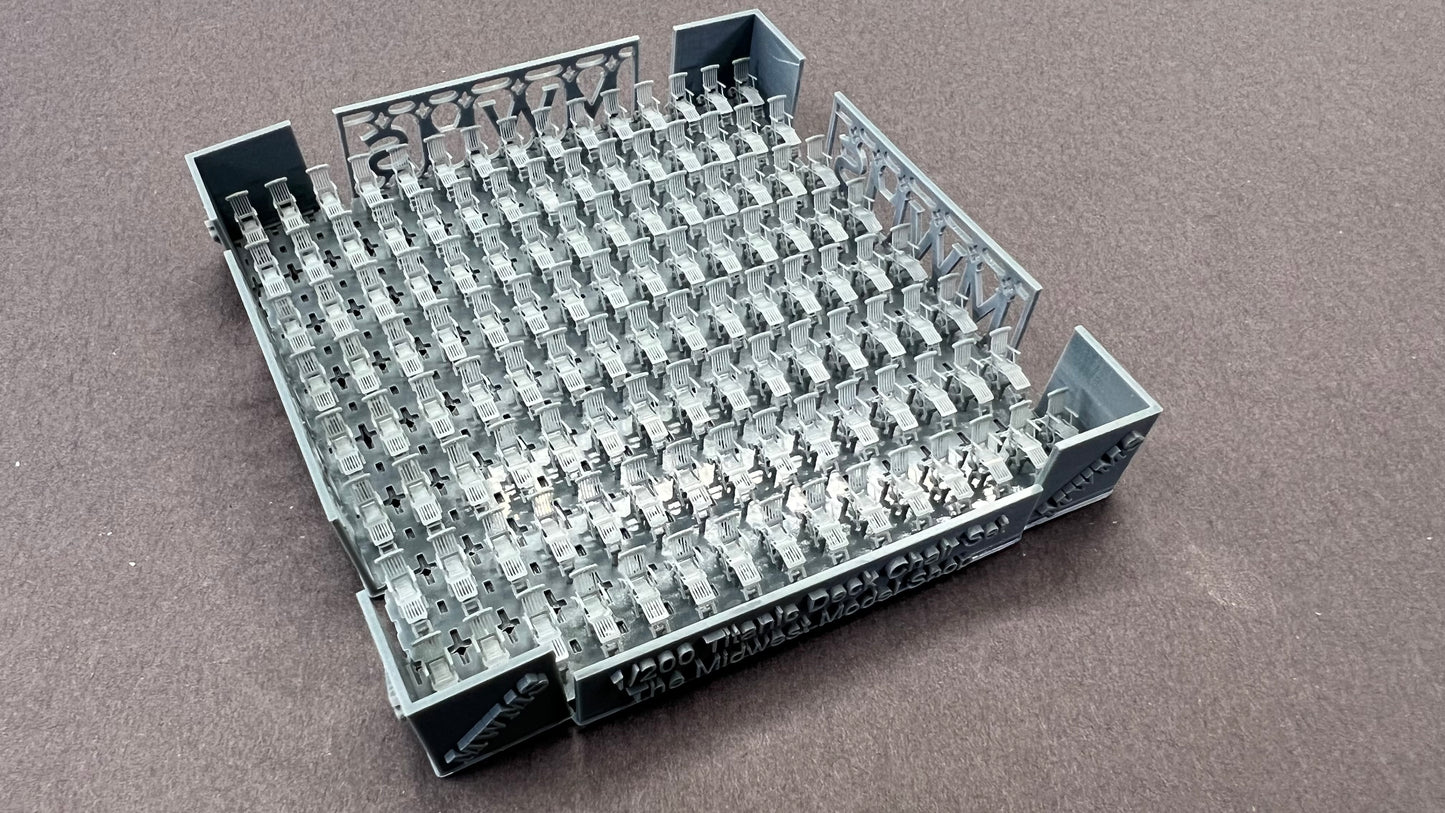 1/200 Titanic Open Chair Set