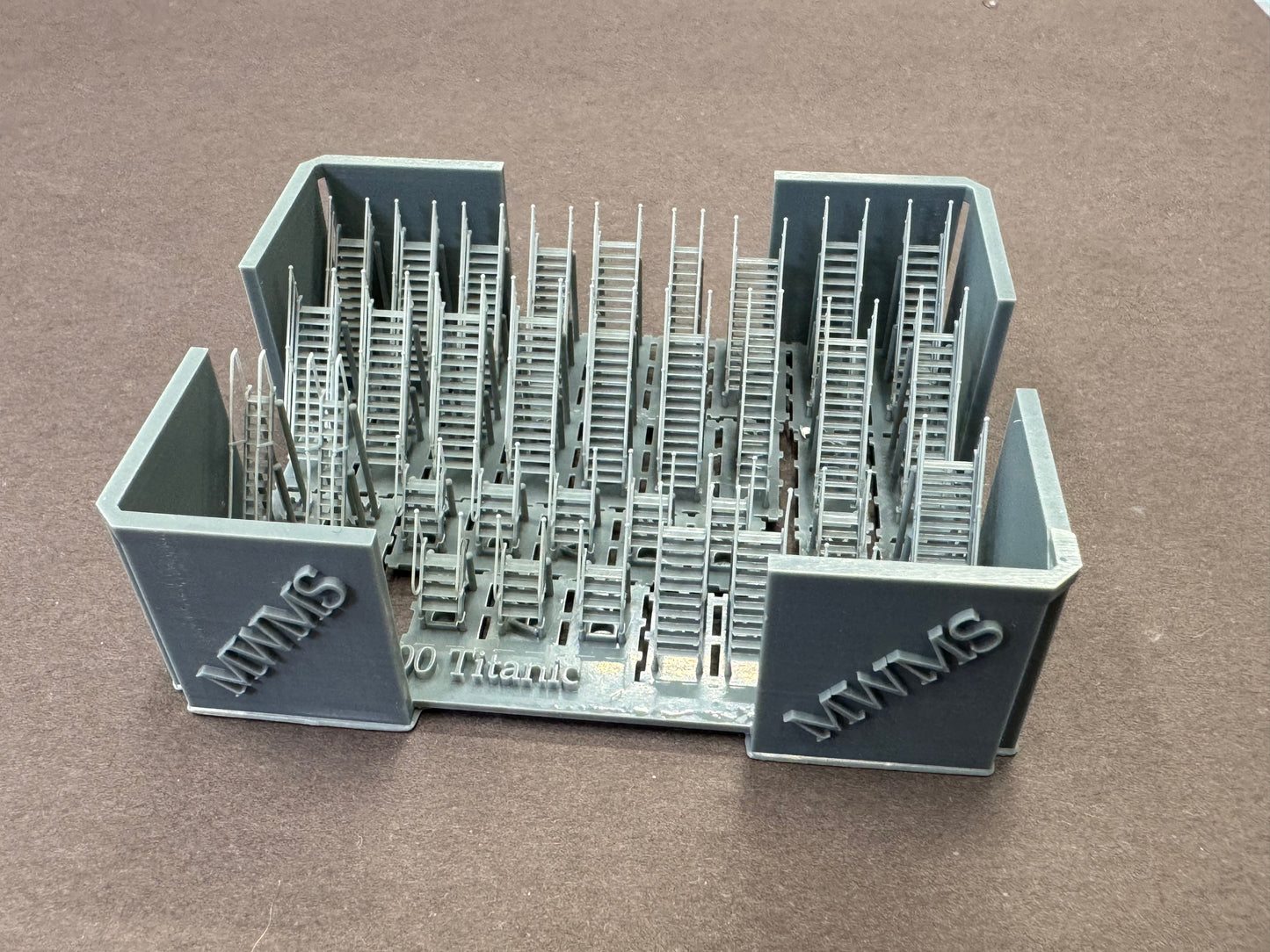 Titanic Ladder Set