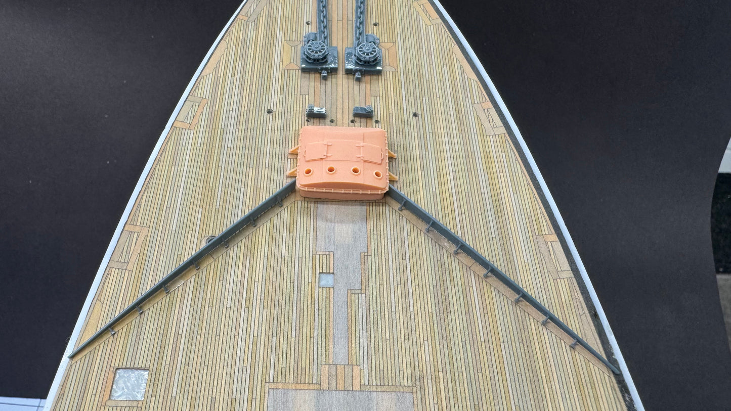 1/200 Trumpeter Titanic Breakwater