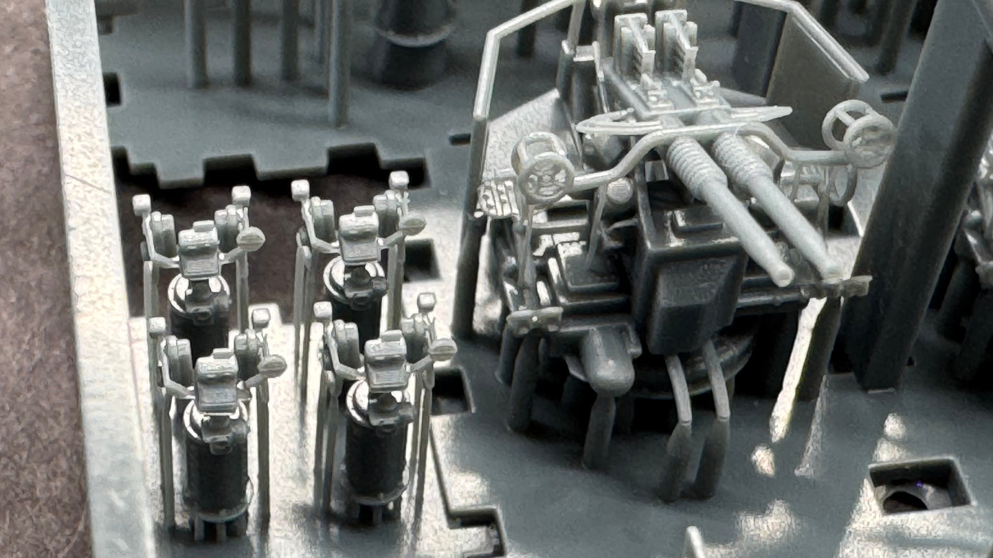 1/200 USS Fletcher Stock Gun Set