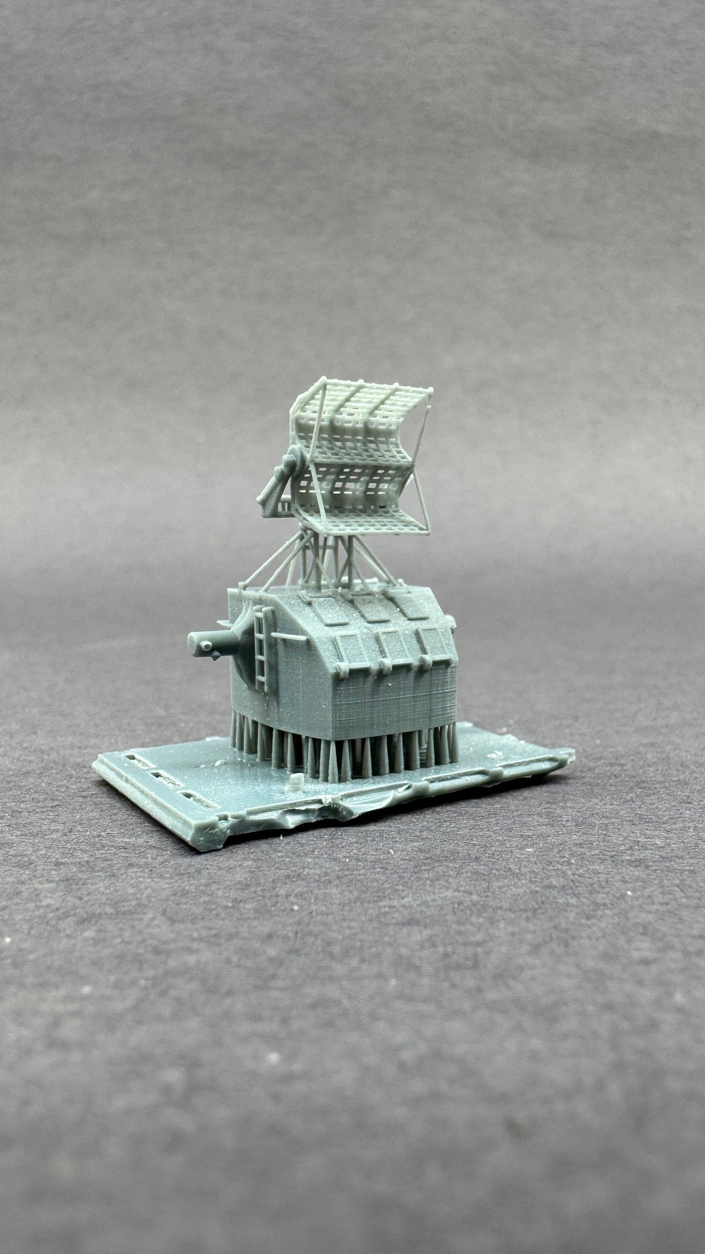 1/200 Mk 37 Fire Control with Mk 4 Radar