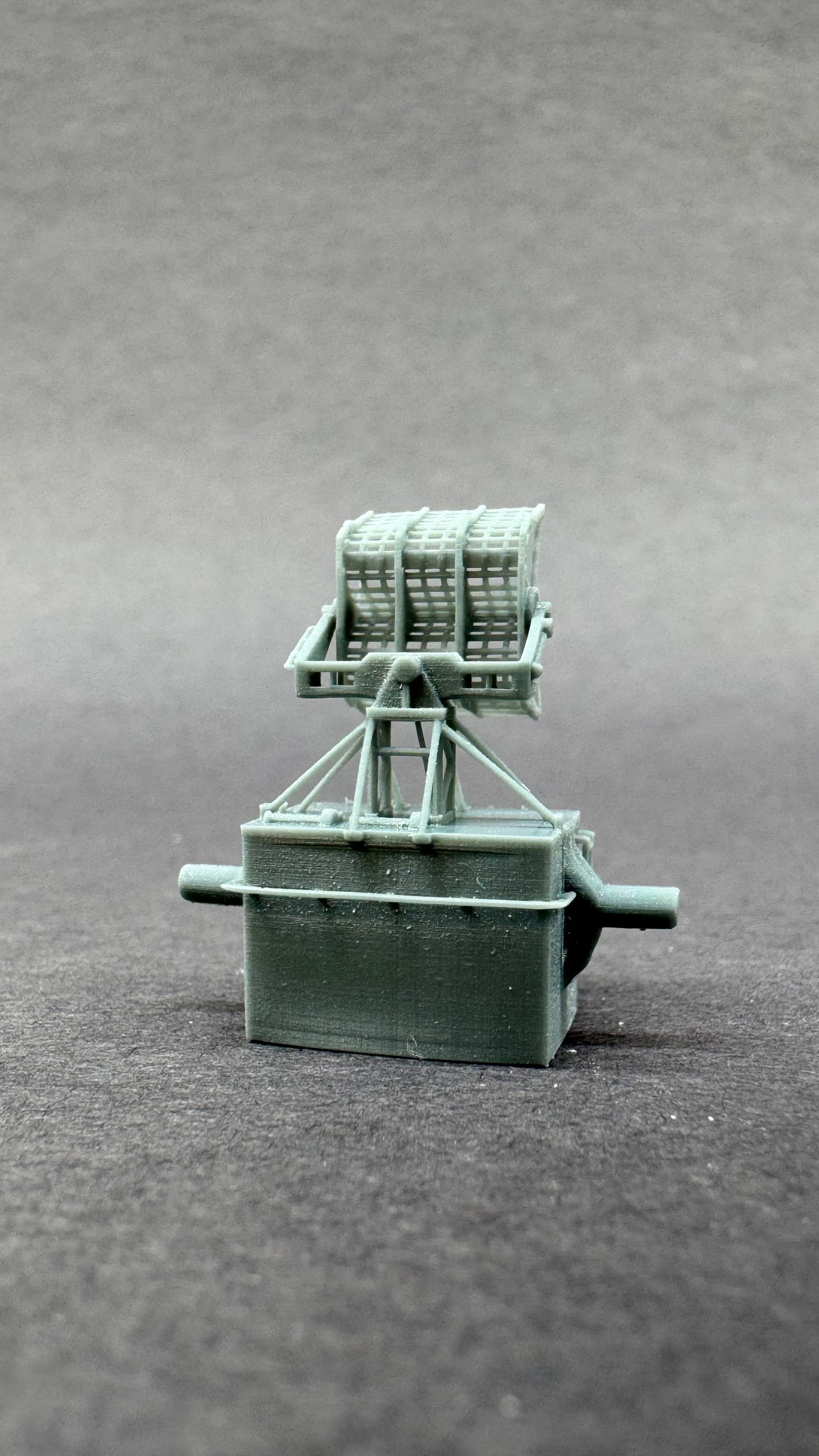 1/200 Mk 37 Fire Control with Mk 4 Radar