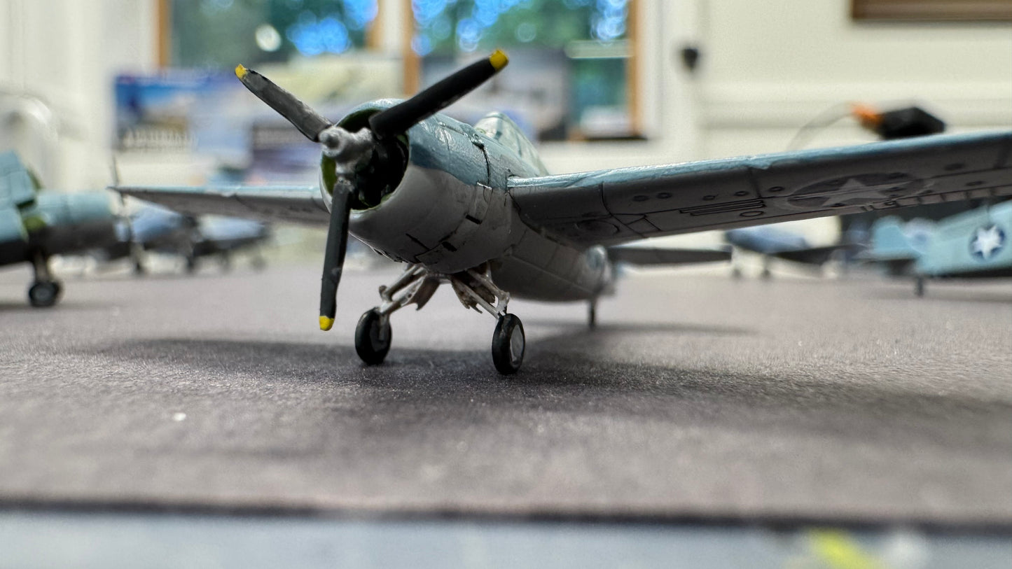 1/200 F4-F Wildcat Landing Gear - Trumpeter