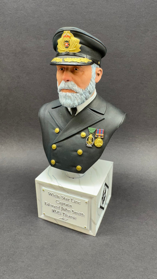 1/10th Captain Edward J. Smith Bust