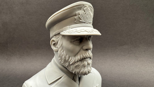 1/10th Captain Edward J. Smith Bust
